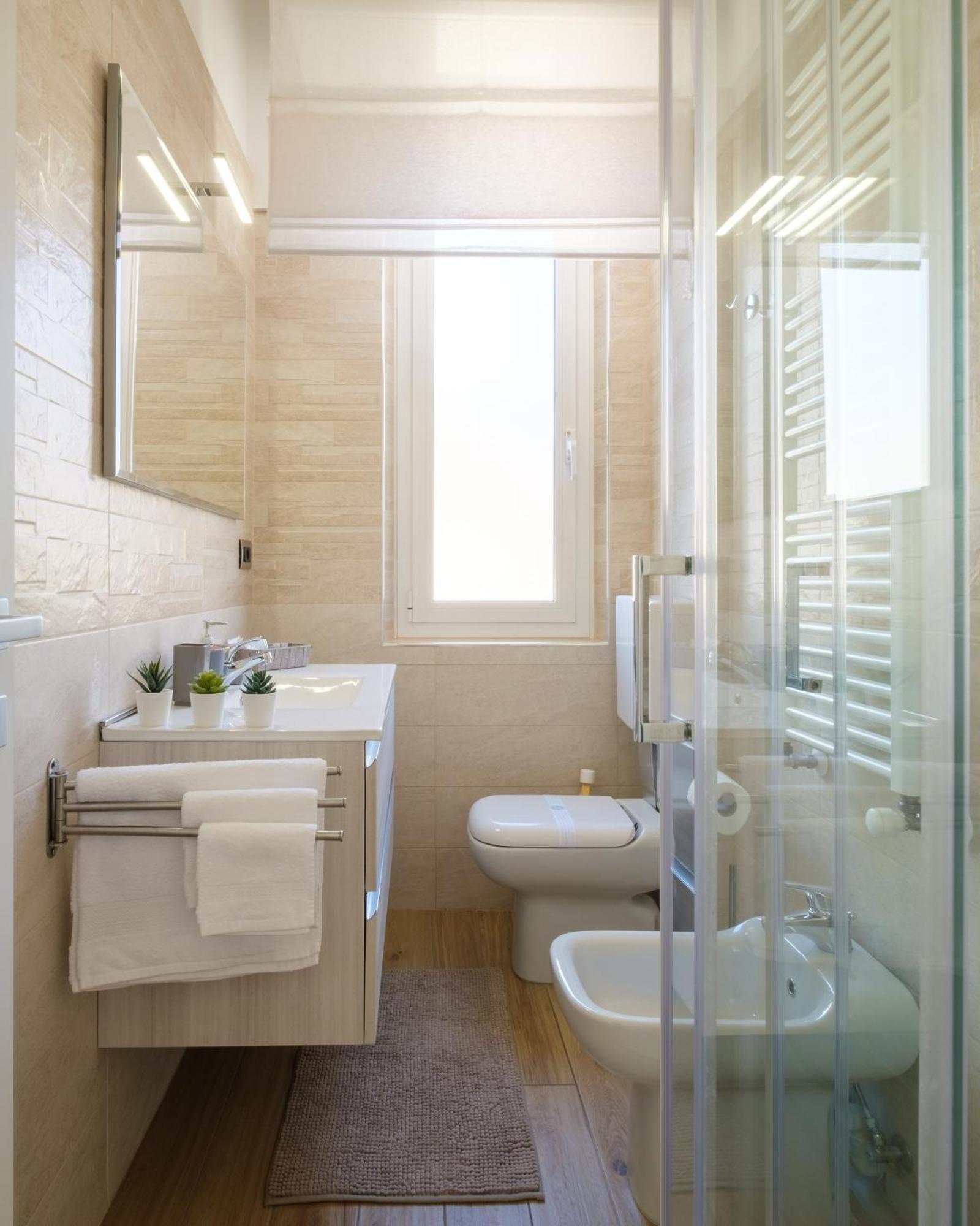 Scandellari Apartments - Stylish Stay For Two Guests Bologna Bagian luar foto